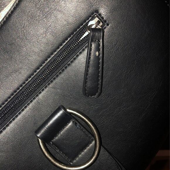 Simply Noelle buckle down Saddle bag in black - Picture 9 of 11